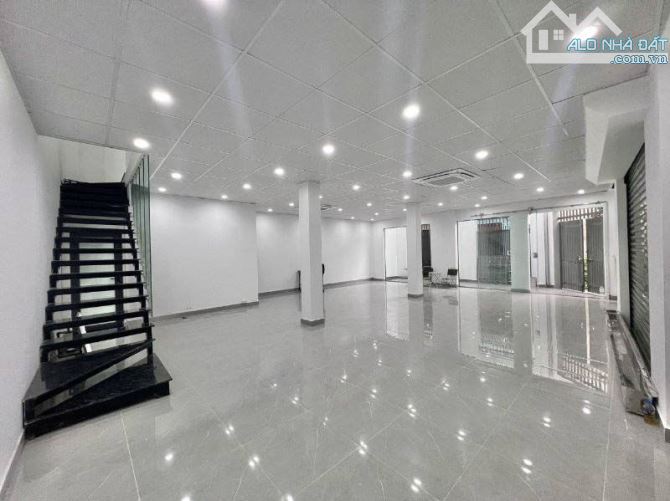 Cho thuê nhà Ô Cách, 180m2, 2 tầng mới, 16tr/t - 3