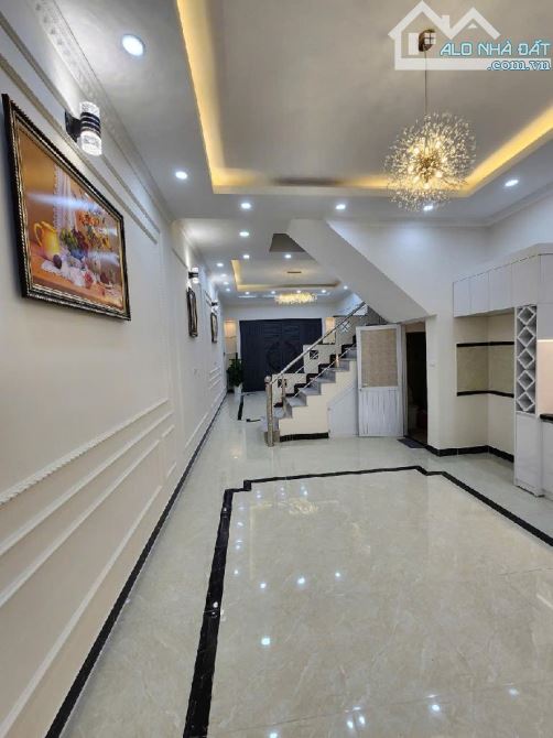 Siêu phẩm Nguyễn Lương Bằng, 61m2 x 4 tầng, mặt tiền 4,7m, ngõ thông, chào 11,2 tỷ - 3