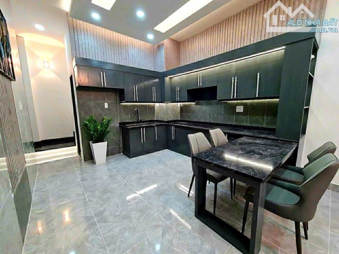 Nhà mới siêu đẹp, đối diện Chợ Hạnh Thông Tây, 4 tầng, 48m2, hơn 5 tỏi - 3