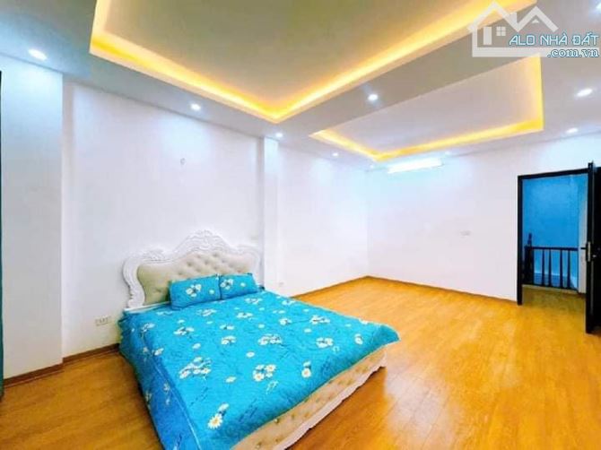 NHÀ HẺM XE TẢI HOÀNG HOA THÁM KHU VIP BÌNH THẠNH 36M2 NHỈNH 4 T.Ỷ. - 3