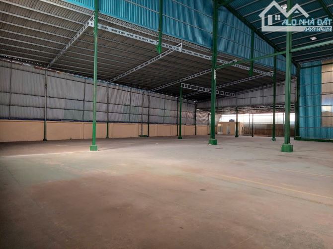 Cho thuê kho xưởng Quốc Lộ 1A, Long An,diện tích: 1.400m2,giá : 55k/m2 - 3