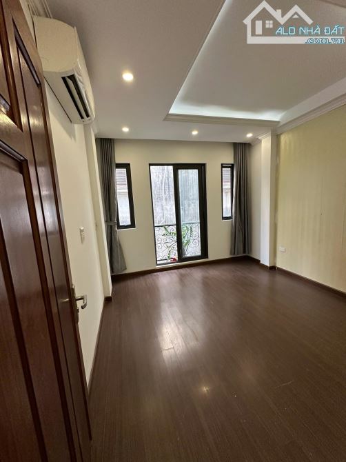 BÁN NHÀ TRUNG KÍNH 48M2*5T-GIÁ 7TỶ - 2THOÁNG - NGÕ NÔNG BA GÁC ĐỖ - 15M RA PHỐ OTO TRÁNH - 4