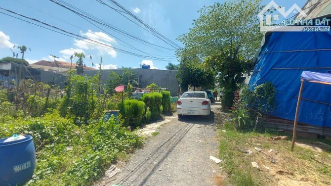 KẸT TIỀN CẦN BÁN GẤP 125M2 -GIÁ 800 TRIỆU - SAU LƯNG ỦY BAN NHÂN DÂN MỸ HẠNH NAM - 4