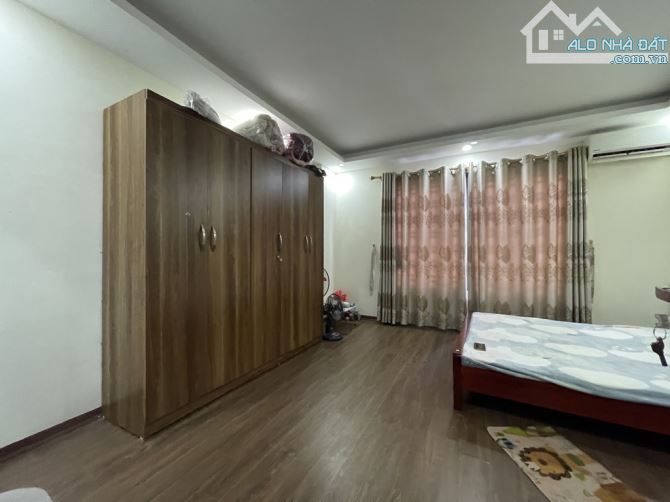 🍀 HIẾM: 8,6 Tỷ Ô tô quay đầu - 34m2, 6 Tầng, Mặt tiền 5m - 30m ra Phạm Văn Đồng - 4