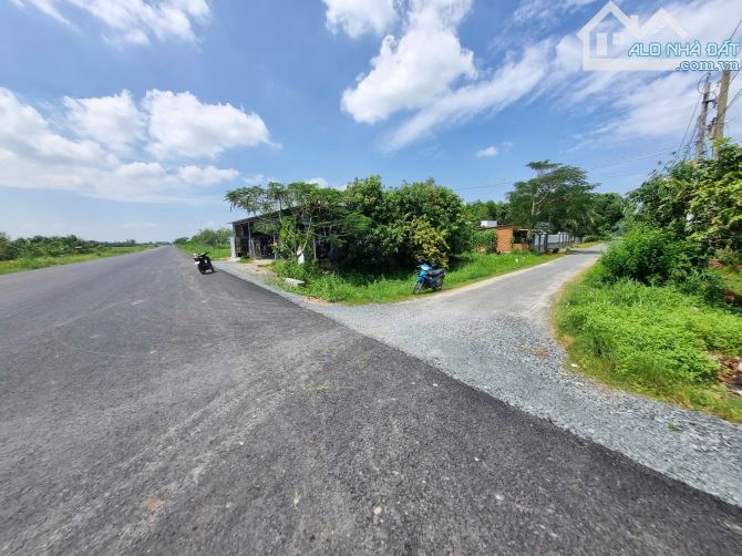 138m2 đường bê tông, view kênh. Gần đường HCM. 495tr - 5