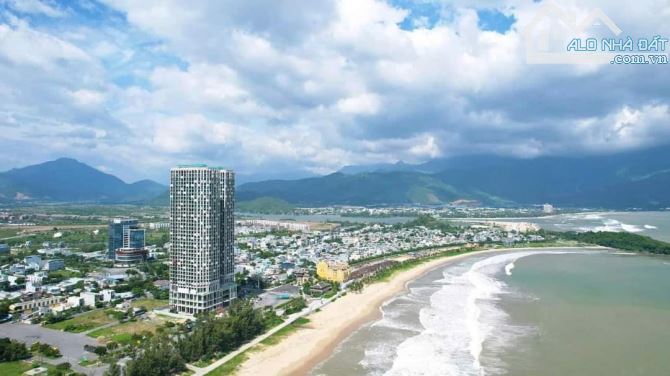 Đất Biển, 2 lô liền kề đường Nguyễn Tất Thành. Vị trí đẹp, gần ngay bãi tắm Thanh Khê..