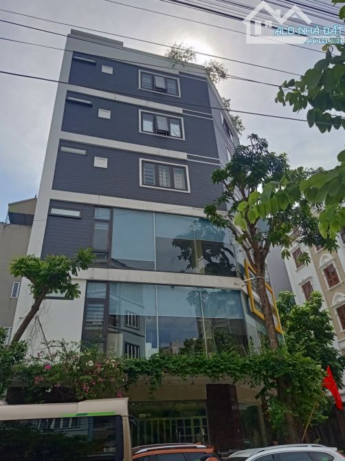Giảm chào 1,2 tỷ bán 83m2 Phân lô via hè toà văn phòng 6 tầng MT rộng