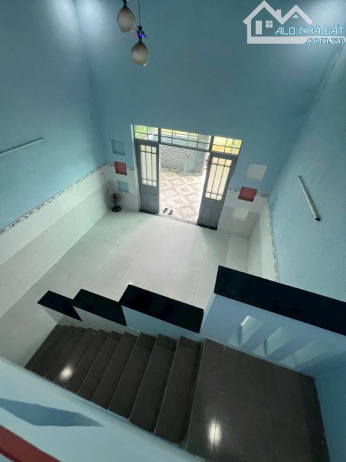 Cần bán căn nhà cấp 4 , MỸ HẠNH NAM 1 TY 500 100M2 SỔ HỒNG RIÊNG