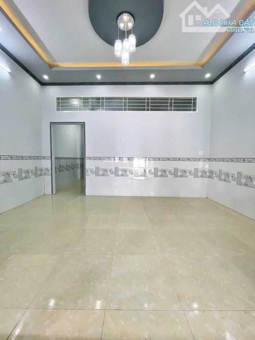 Bán nhanh căn nhà cấp 4 đang cho thuê ở Tân Thới Nhì Hóc Môn dt 85m2, 600 TRIỆU, SHR