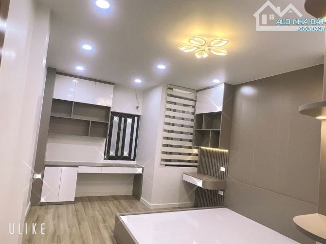 27 TỶ - MẶT PHỐ ĐỘI NHÂN - 62m2 , VỈA HÈ KINH DOANH SẦM UẤT, NHÀ ĐẸP THANG MÁY, NT XỊN - 10