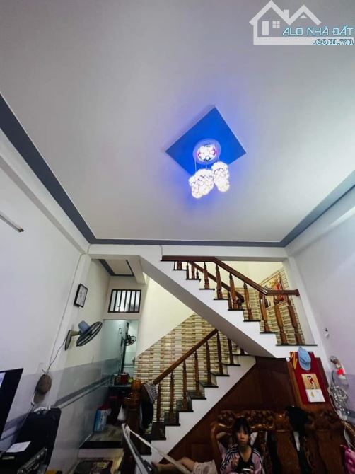 Cần bán nhà đường Trần Quốc Toản nhà mới đẹp, sổ sẵn - 1