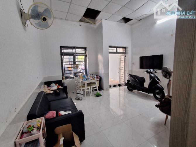 🏡 Trung tâm QUẬN 7 - Ô TÔ QUAY ĐẦU - 100m2 NGANG 5M - NHỈNH 8 TỶ - 1