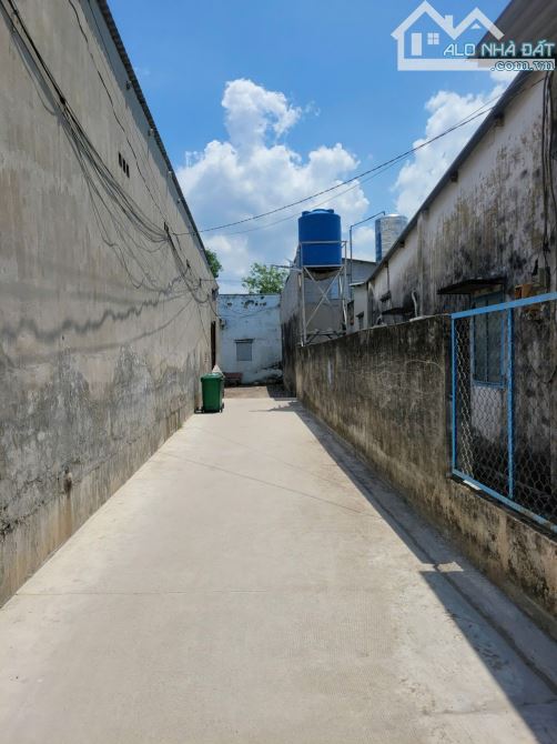 đất 259,9m2 3tỷ680 TL thu nhập 11tr/thg tặng dãy trọ cách ĐT743B chỉ 100m p.Tân Đông Hiệp - 1