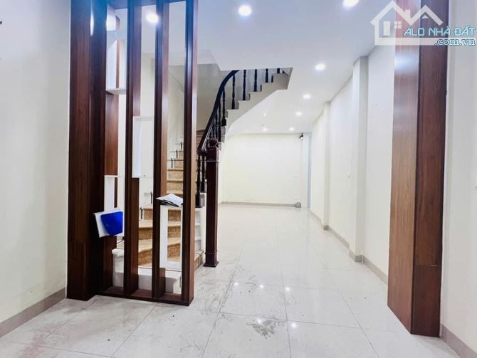 Mặt Phố Trần Cung 50m2 - 5 Tầng - 4 Ngủ - Kinh Doanh - Mặt Phố - 1