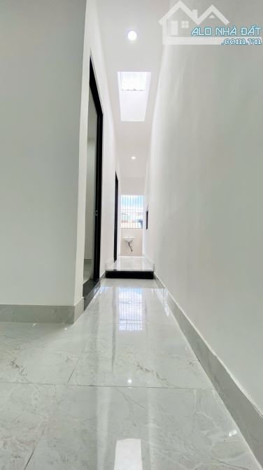 Bán nhà Trung tâm ĐN, 2 tỷ 780, gác lửng 3 PN, 58m2, ngang 4.4m, Hoàng Diệu, Hải Châu - 2