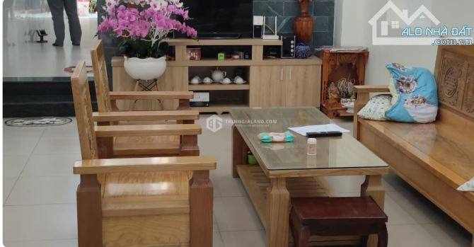 BÁN NHÀ MẶT TIỀN 2 TẦNG LẦU_PHẠM NGỌC THẠCH_PHƯỜNG 9_VŨNG TÀU_ĐẦY ĐỦ TIỆN NGHI_CHỈ 12.5 TỶ - 2