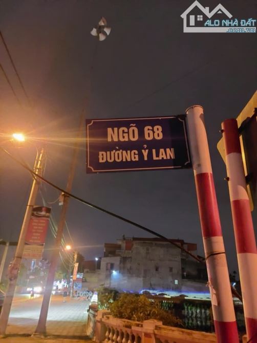 72m2 Ỷ Lan, Phú Thị, Gia Lâm. Ngõ thông ôtô tránh, kinh doanh. Giá 3,8 tỷ - 2