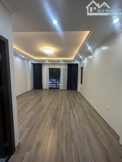 Bán nhà Hoàng Hoa Thám, Ba Đình. DT38m, 6 tầng, MT4m6 Giá 15 tỷ - 3