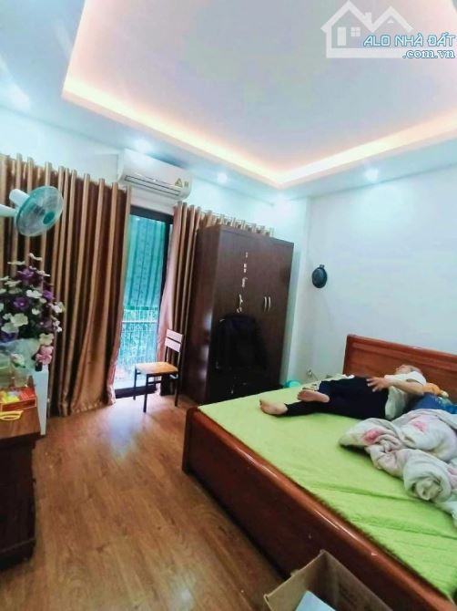 Bán gấp nhà Phúc Đồng, Long Biên 40m2 5 tầng ô tô gần, Full Nội Thất hơn 4 tỷ - 3