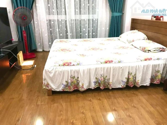 Bán nhà đệp ở luôn Vũ Tông Phan Thanh Xuân. DT46m, 5 tầng, MT4m Giá 13 tỷ - 4