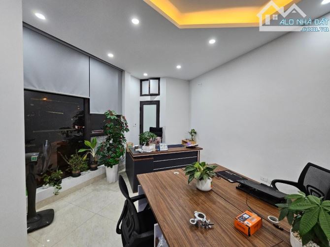 Bán Nhà X2A Yên Sở , Toà Văn Phòng , Lô Góc 3 Thoáng , Thang Máy , Gần 60M2 , Hơn 13 Tỷ - 4