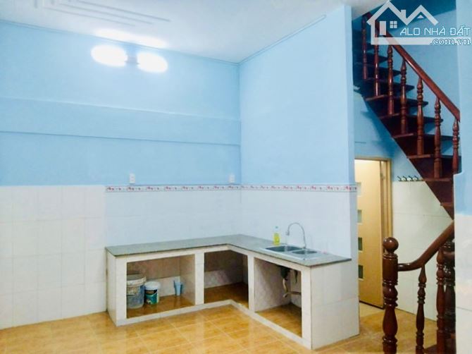 TÂN PHÚ LŨY BÁN BÍCH-44M2- 3 TẦNG ĐÚC BTCT - HẺM BA GÁC THÔNG - NGAY ĐẦM SEN .Q11.Q6.CHỈ - 4