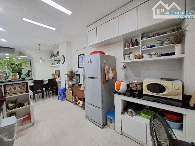 Siêu hiếm Hào Nam, ngõ rộng, ô tô gần, sân chơi trước cửa 350m2, 47m2, 4 ngủ, chào 9 tỷ 5 - 4