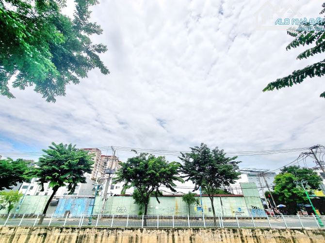 Bán nhà căn góc MT Kênh Tân Hóa Tân Phú 80x40m giá 220 tỷ TL (góc Nguyễn Trọng Quyền) - 4