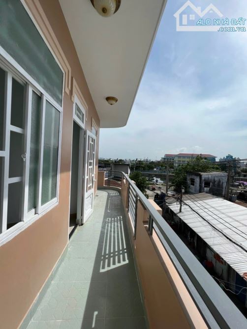 Lô góc 2 Mặt tiền P16 Q8, ngang 10m 3 tầng view sông thoáng, kd cực tốt, giá nhỉnh 6 tỷ TL - 6
