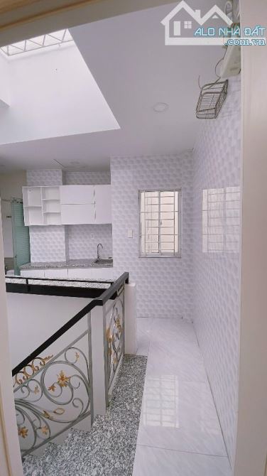 🌺💥 Siêu hiếm, bán nhà Tạ Quang Bửu, quận 8, 51m2, 4 tầng, ngang 4, nhỉnh 4 tỷ, mới đẹp - 6