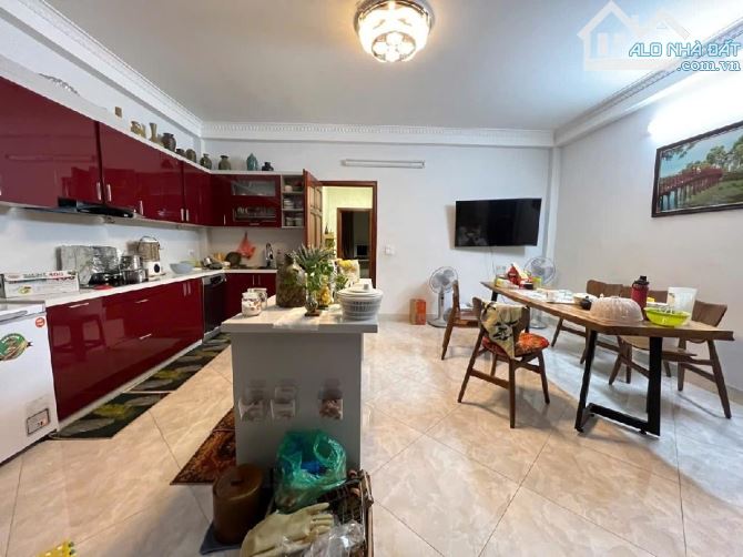 Bán nhà phố Dương Văn Bé - Hai Bà Trưng, phân lô, Ô TÔ, 70m2 x 5 tầng thang máy, 20 tỷ - 6
