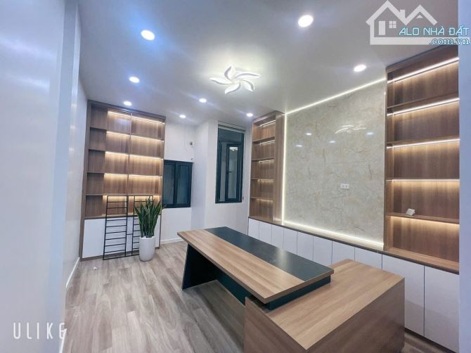 27 TỶ - MẶT PHỐ ĐỘI NHÂN - 62m2 , VỈA HÈ KINH DOANH SẦM UẤT, NHÀ ĐẸP THANG MÁY, NT XỊN - 6