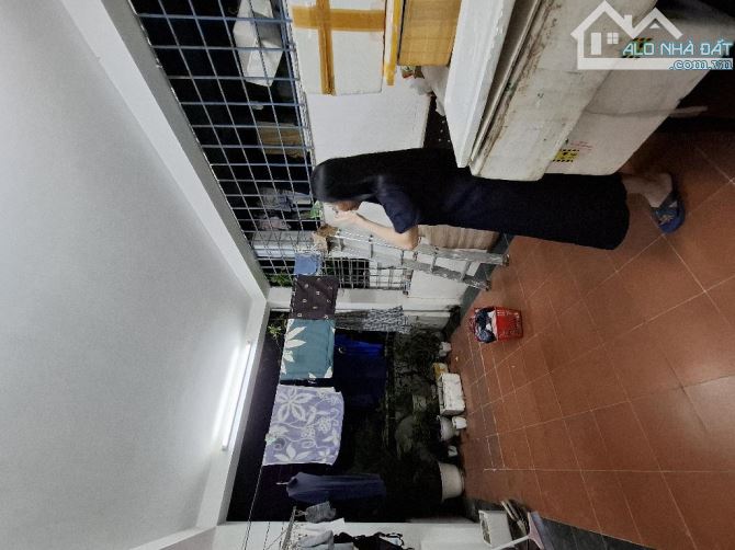 Siêu hiếm Hào Nam, ngõ rộng, ô tô gần, sân chơi trước cửa 350m2, 47m2, 4 ngủ, chào 9 tỷ 5 - 8