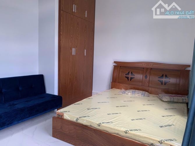 BÁN CHDV CĂN GÓC DƯƠNG QUẢNG HÀM - 5 TẦNG - DTSD 400M2- KHOÁN 40TR/TH- CHỈ 15 TỶ 9