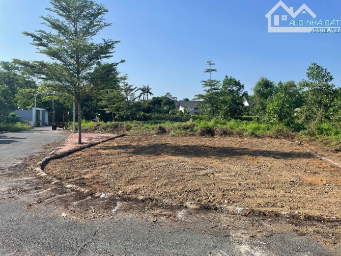 189m2 lô góc MT 10m cách trục chính đồng trạng 50m, 200m ra trường cấp 1, chợ giá đầu tư