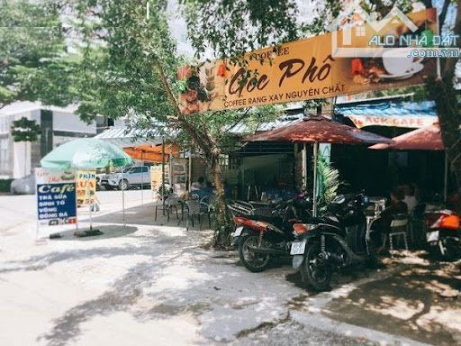 Bán nhà góc 2MT Lê Đức Thọ 8x13m cấp 4. Trục chính KD hẻm 10m thông. Đang cho thuê cafe