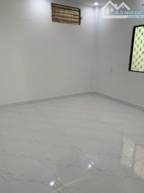 Bán Nhà Bình Tiên , Phường 7, Quận 6. DT 49m2 x 3 tầng (4 x 13). Giá 5.29 tỷ TL.