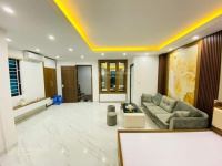 Bán Nhà Vũ Tông Phan - Thanh Xuân , DT 40m2 , Giá hơn 8 tỷ ,ô tô tránh - kinh doanh-lô góc