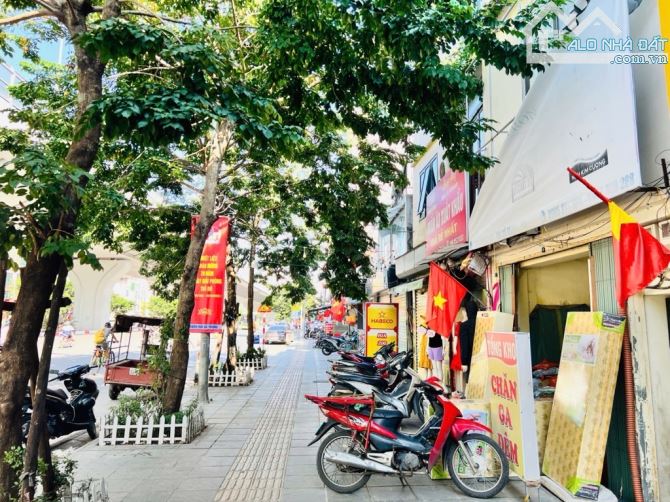 Bán nhà MP Minh Khai, 190m2, vỉa hè, oto 2 mặt kinh doanh, Giá 52 Tỷ - 1