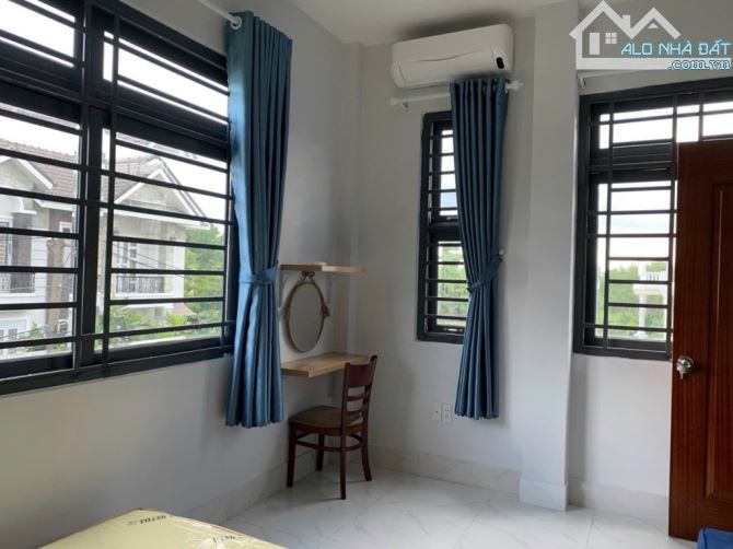 BÁN CHDV CĂN GÓC DƯƠNG QUẢNG HÀM - 5 TẦNG - DTSD 400M2- KHOÁN 40TR/TH- CHỈ 15 TỶ 9 - 1
