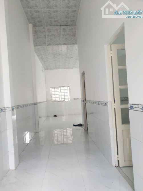 Bán nhà ngay đường Tân Hiệp 18 Hóc Môn 92 m2 giá chỉ 2.9 tỷ thương lượng. - 1