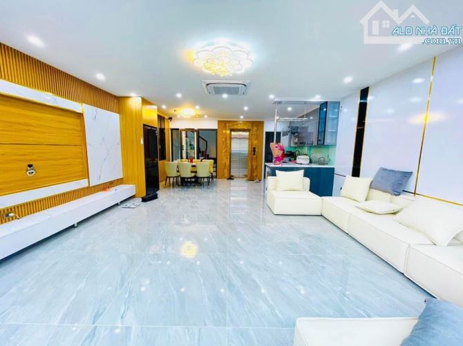 Bán nhà phân lô, thang máy, ô tô tránh Phạm Tuấn Tài 80m 8 tầng MT 6.2m 26 tỷ - 1