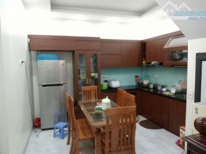 Bán nhà Thạch Bàn, 32m2, 5 tầng, ô tô vào nhà , gần chợ Đồng Dinh chỉ 5.3 tỷ thương lượng - 1