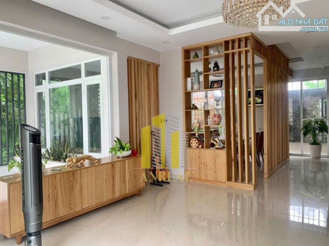 Villa Full Nội Thất - Hầm 3 Lầu Khu Sài Gòn MYSTERY Đảo Kim Cương Giá 60 triệu - 1