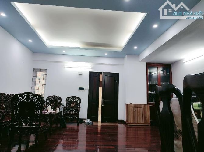 Bán CHCC Licogi 13 - Khuất Duy Tiến, lô góc, DT130m2, 3PN, NT xịn, giá 6,3 tỷ - 1