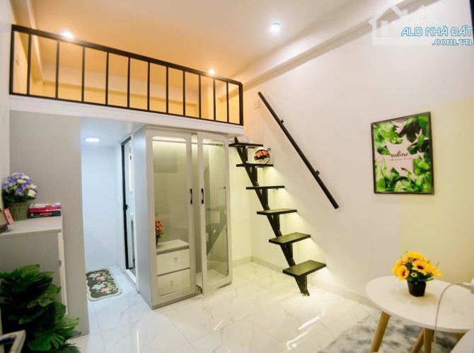 TÒA  CCMN CẦU GIẤY - 100M2 CĂN GÓC, 34 PHÒNG GIÁ 19.8 TỶ XÂY MỚI 8 TẦNG, RẤT GẦN PHỐ. - 2