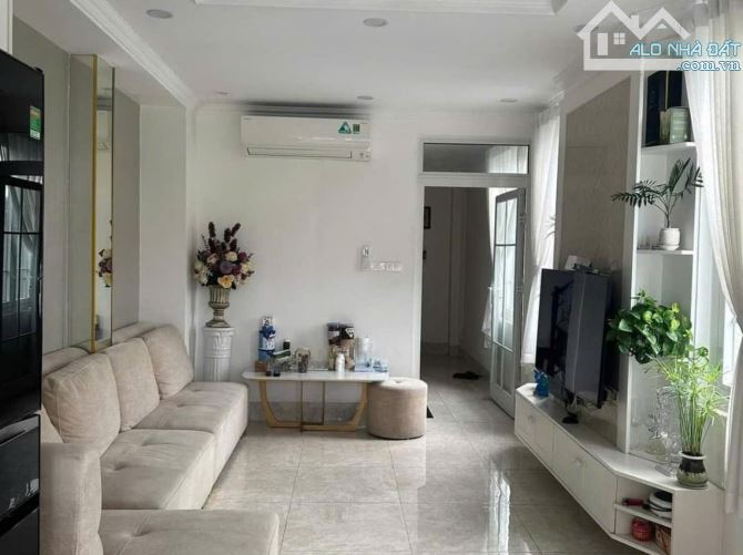 Bán nhà 5 tầng mặt phố Nguyễn Hy Quang Ô Chợ Dừa DT 38m giá 13.9 tỷ - 3