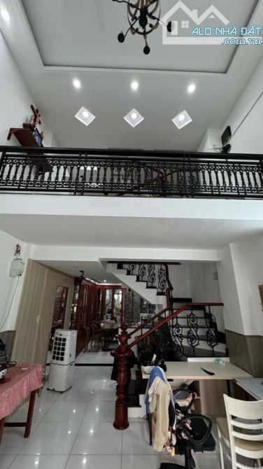 BÁN NHÀ ĐẸP ĐƯỜNG PHẠM VĂN CHIÊU P14. Q. GV. DT: 55M GIÁ 6,89 TỶ - 3