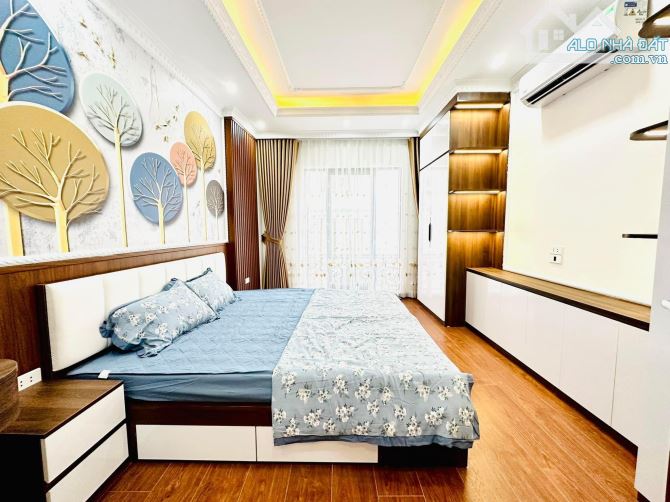 Bán nhà ngõ 279 Đội Cấn, Ba Đình 30m2 5T nhỉnh 6.95 tỷ nhà mới full nội thất xịn, gần ô tô - 4