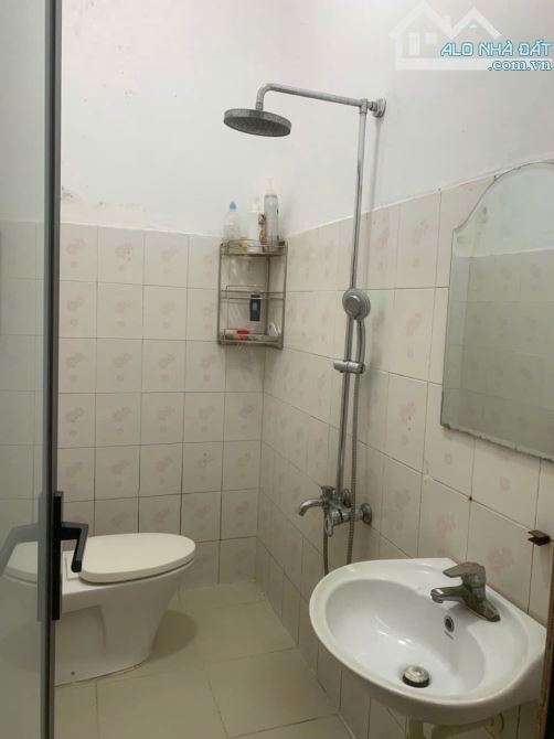 L34-Khuê Trung, giáp Hải Châu, Dt60m2, 3t, 3pn, 3wc, oto, còn mới, kiên cố, 3tỷ950 có TL - 6